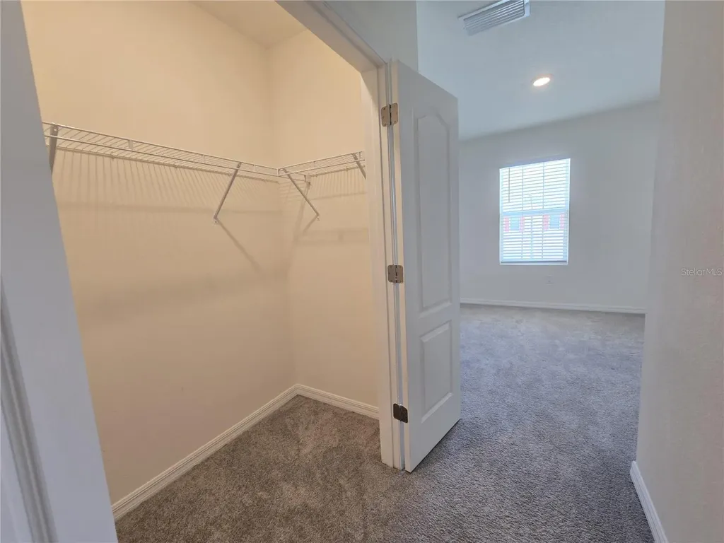 1242 Lido Drive Howey In The Hills FL 34737