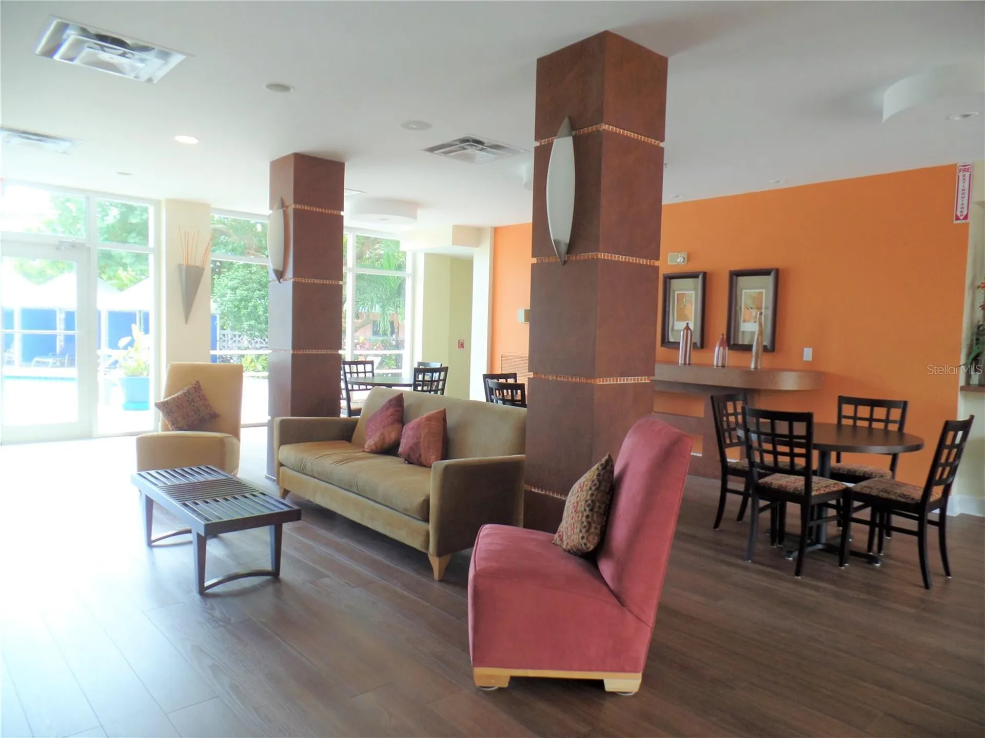 470 3rd Street S St Petersburg FL 33701