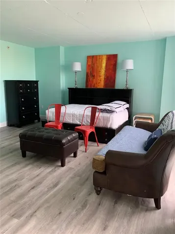 470 3rd Street S St Petersburg FL 33701