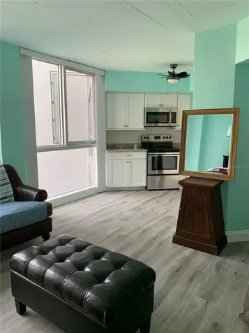 470 3rd Street S St Petersburg FL 33701