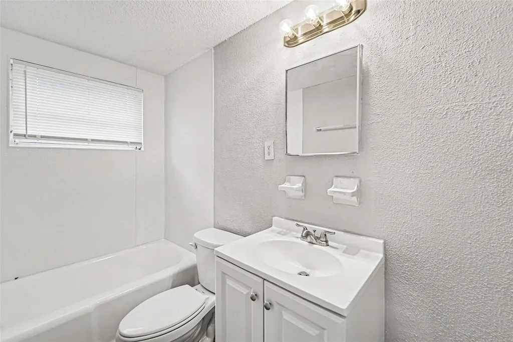 10112 N Lantana Avenue Tampa FL 33612