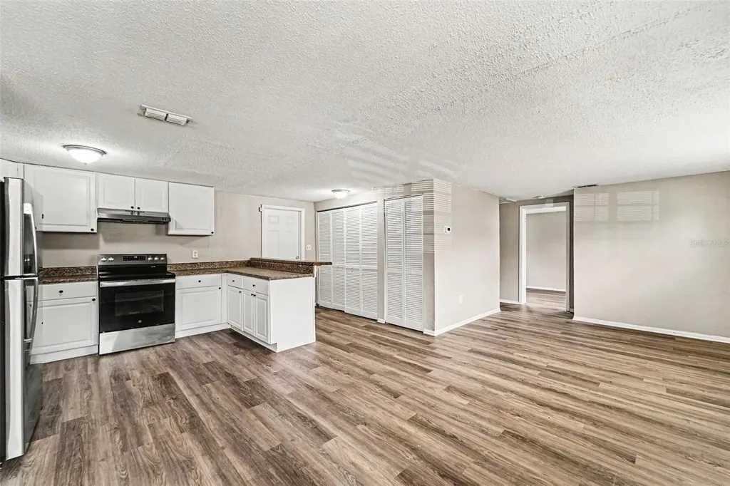 10112 N Lantana Avenue Tampa FL 33612