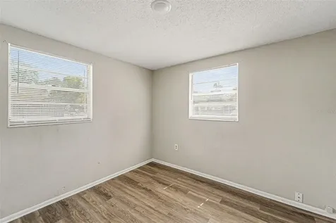 10112 N Lantana Avenue Tampa FL 33612