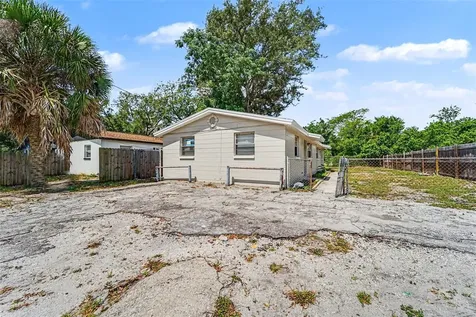 10112 N Lantana Avenue Tampa FL 33612