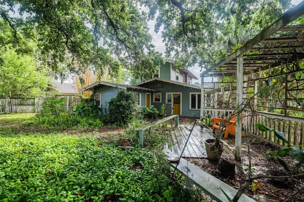 116 S Lakeshore Boulevard Lake Wales FL 33853