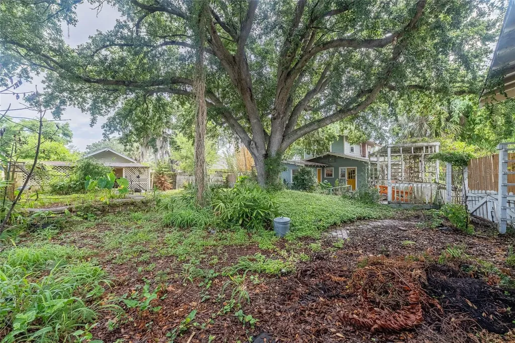 116 S Lakeshore Boulevard Lake Wales FL 33853