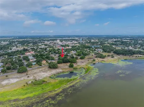 116 S Lakeshore Boulevard Lake Wales FL 33853