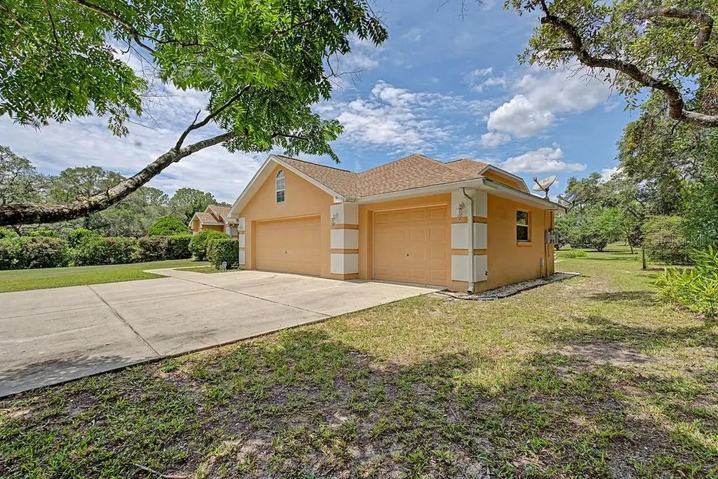 20811 SW 81st Loop Dunnellon FL 34431