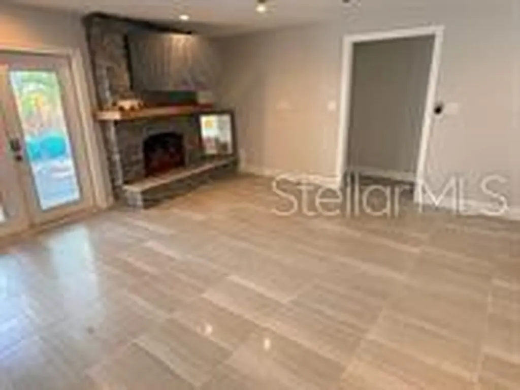 2802 Pass A Grille Way St Petersburg FL 33706