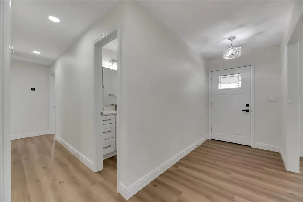 2207 Parkwood Drive Valrico FL 33594