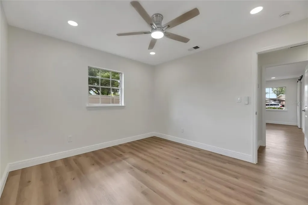 2207 Parkwood Drive Valrico FL 33594