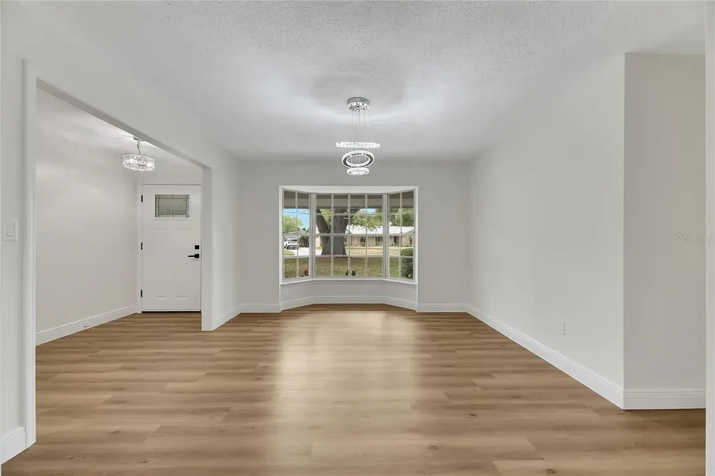 2207 Parkwood Drive Valrico FL 33594