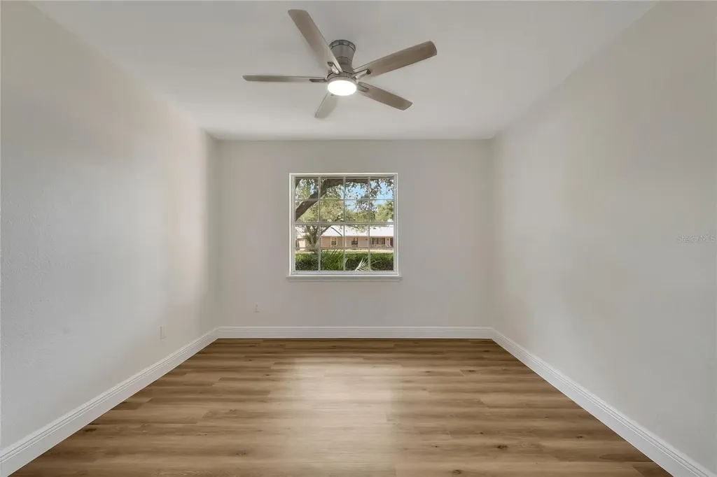 2207 Parkwood Drive Valrico FL 33594