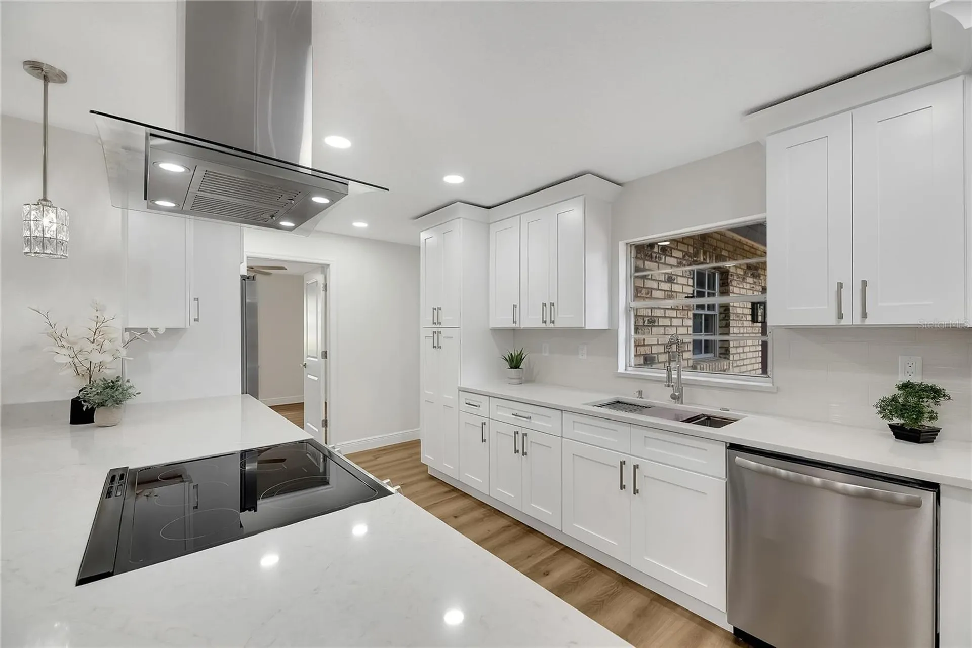 2207 Parkwood Drive Valrico FL 33594
