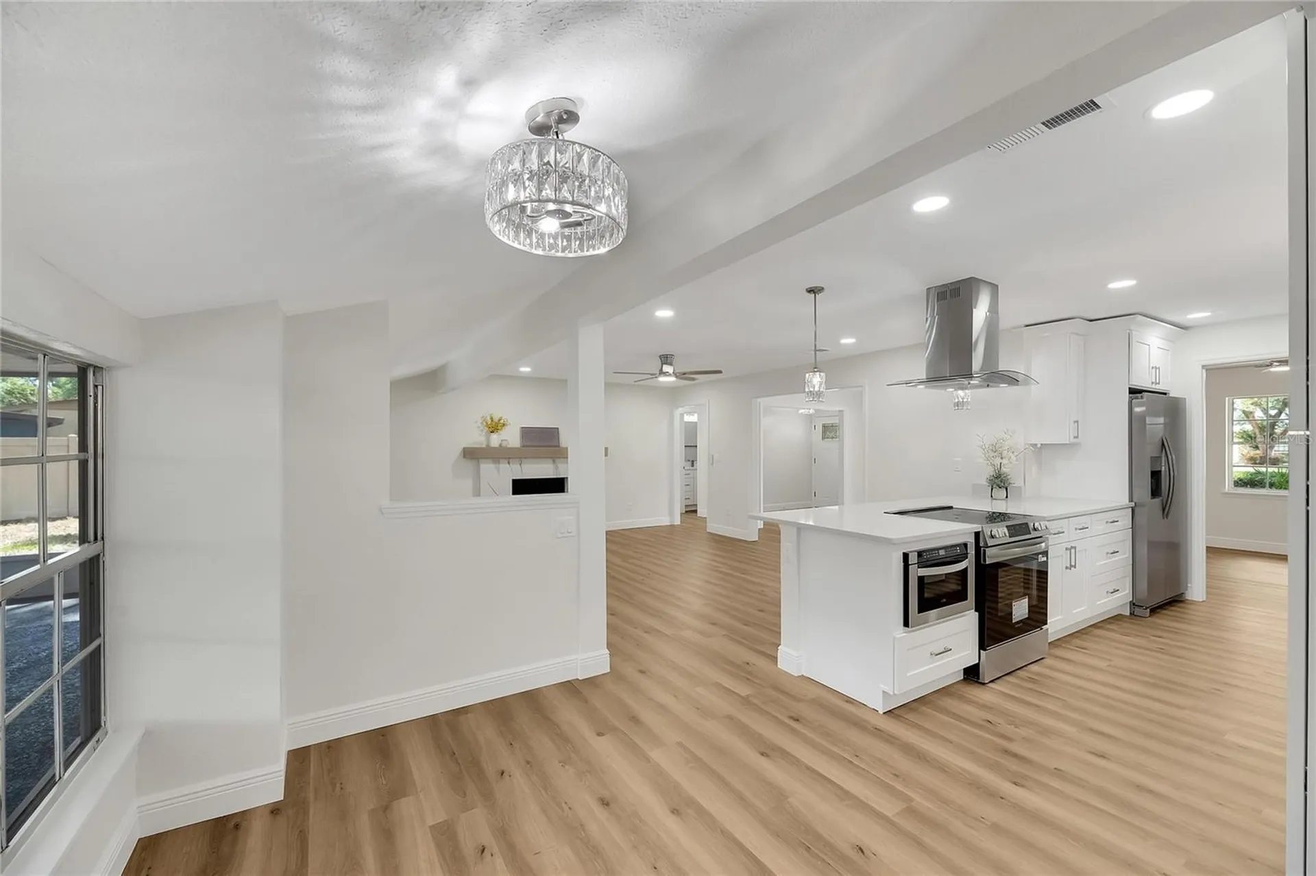 2207 Parkwood Drive Valrico FL 33594