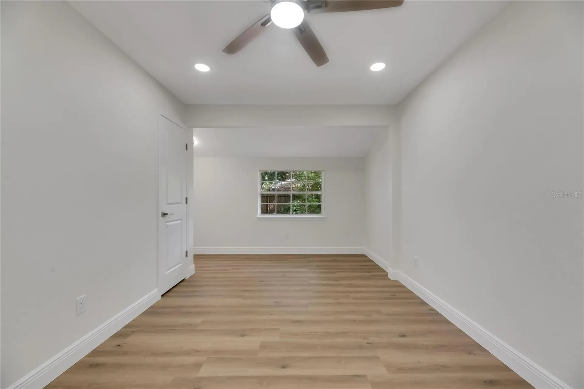 2207 Parkwood Drive Valrico FL 33594