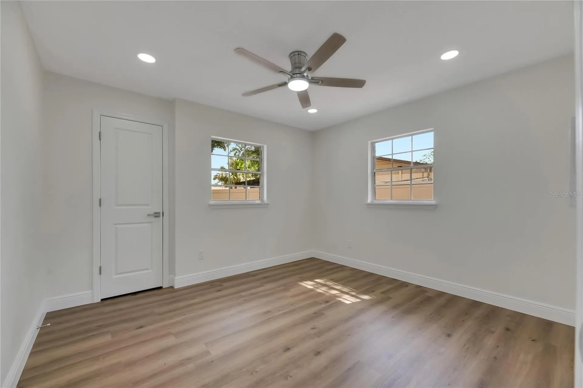2207 Parkwood Drive Valrico FL 33594