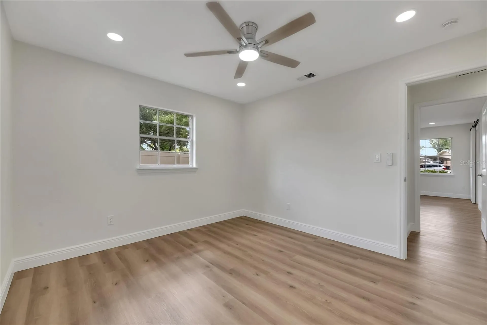 2207 Parkwood Drive Valrico FL 33594