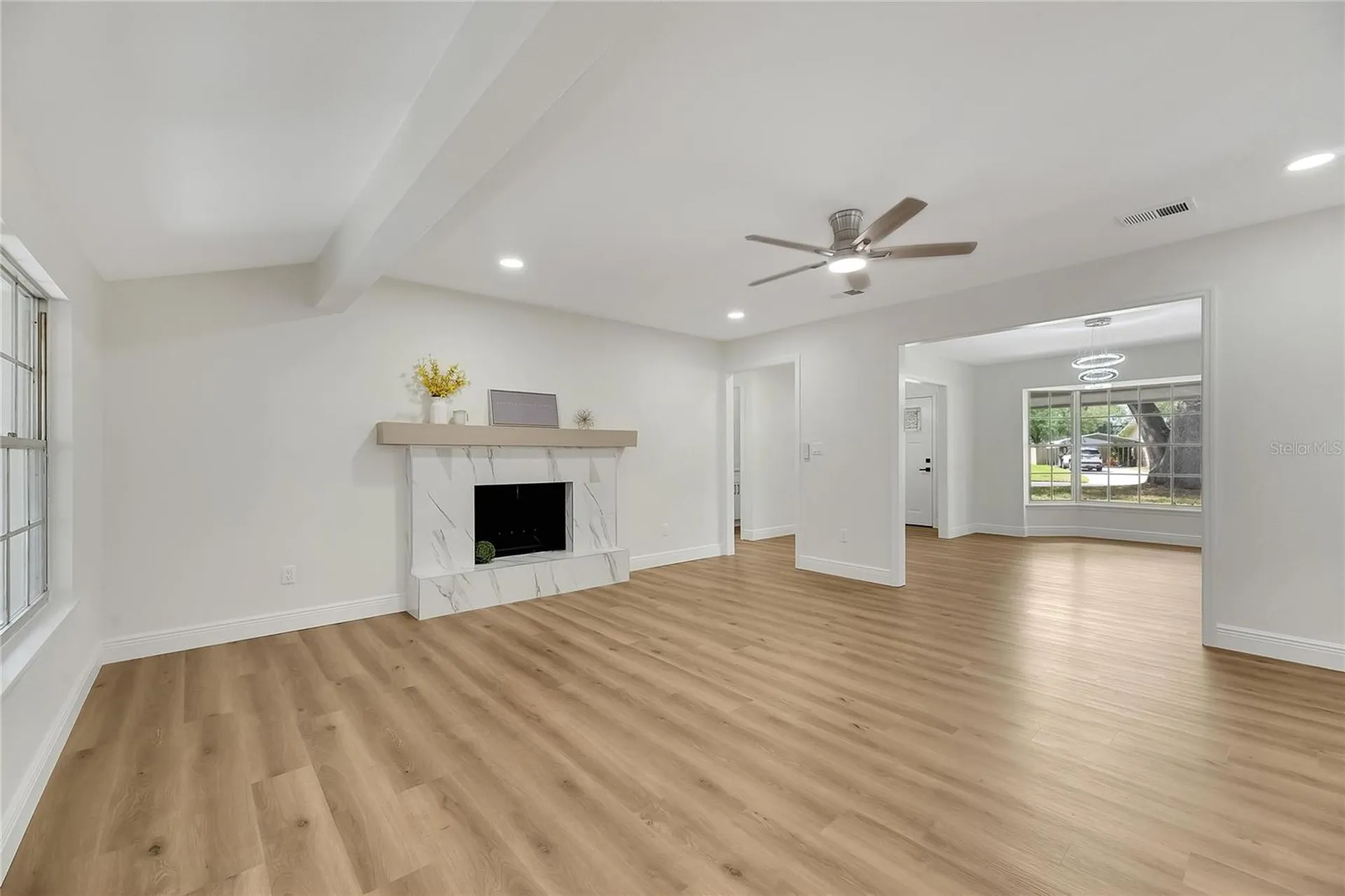 2207 Parkwood Drive Valrico FL 33594