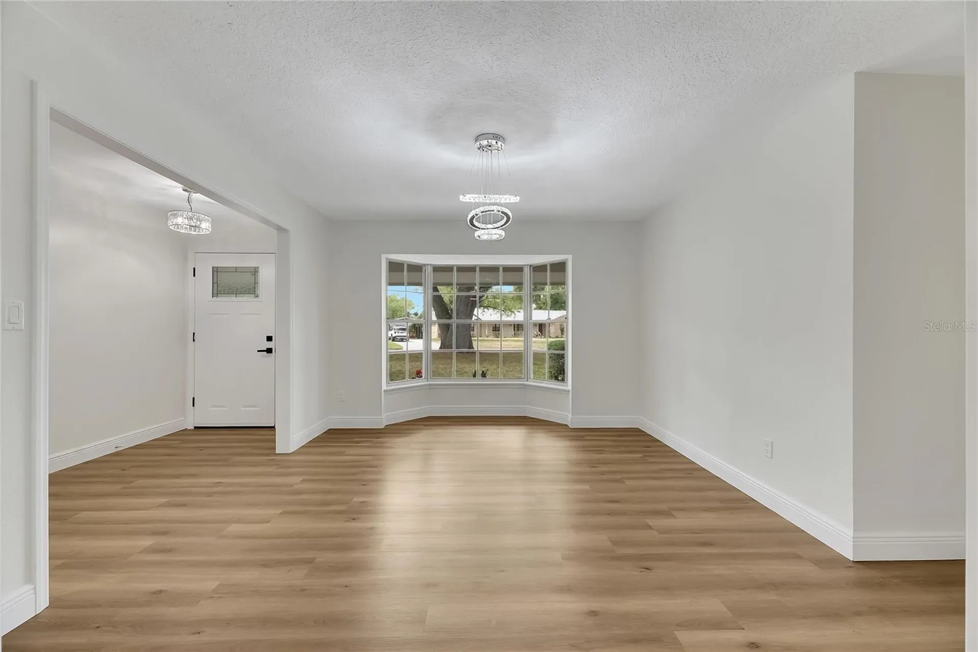 2207 Parkwood Drive Valrico FL 33594