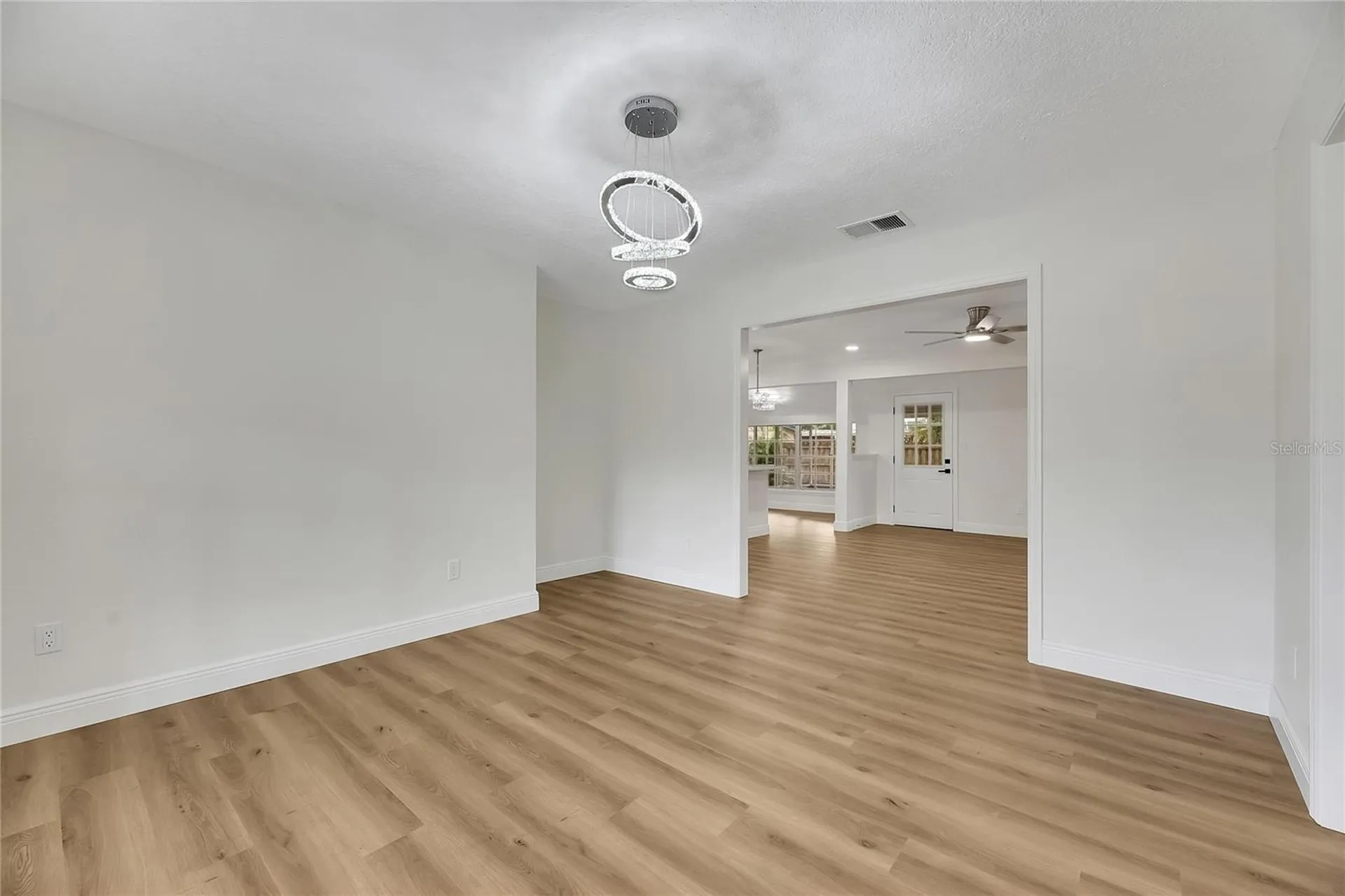 2207 Parkwood Drive Valrico FL 33594