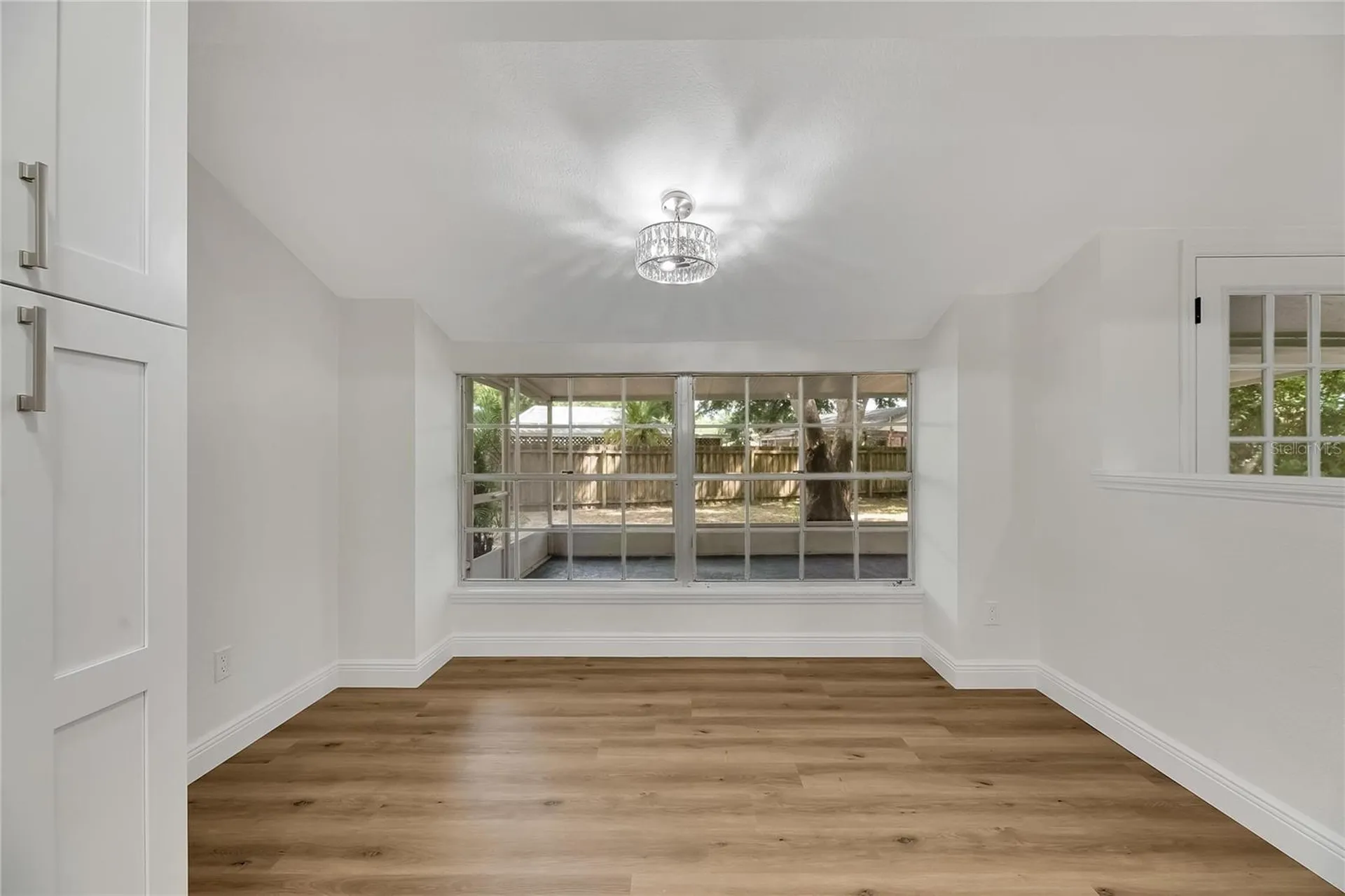 2207 Parkwood Drive Valrico FL 33594
