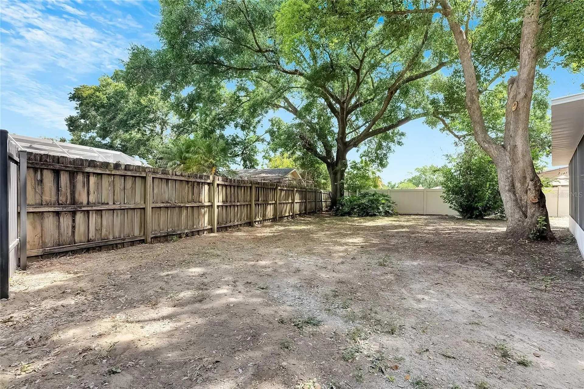 2207 Parkwood Drive Valrico FL 33594