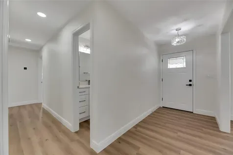 2207 Parkwood Drive Valrico FL 33594