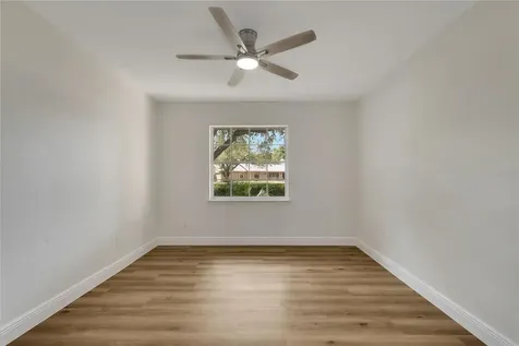 2207 Parkwood Drive Valrico FL 33594