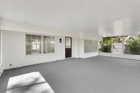 2207 Parkwood Drive Valrico FL 33594