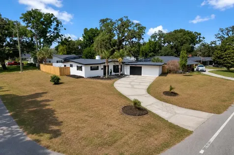 2464 Derbyshire Road Maitland FL 32751