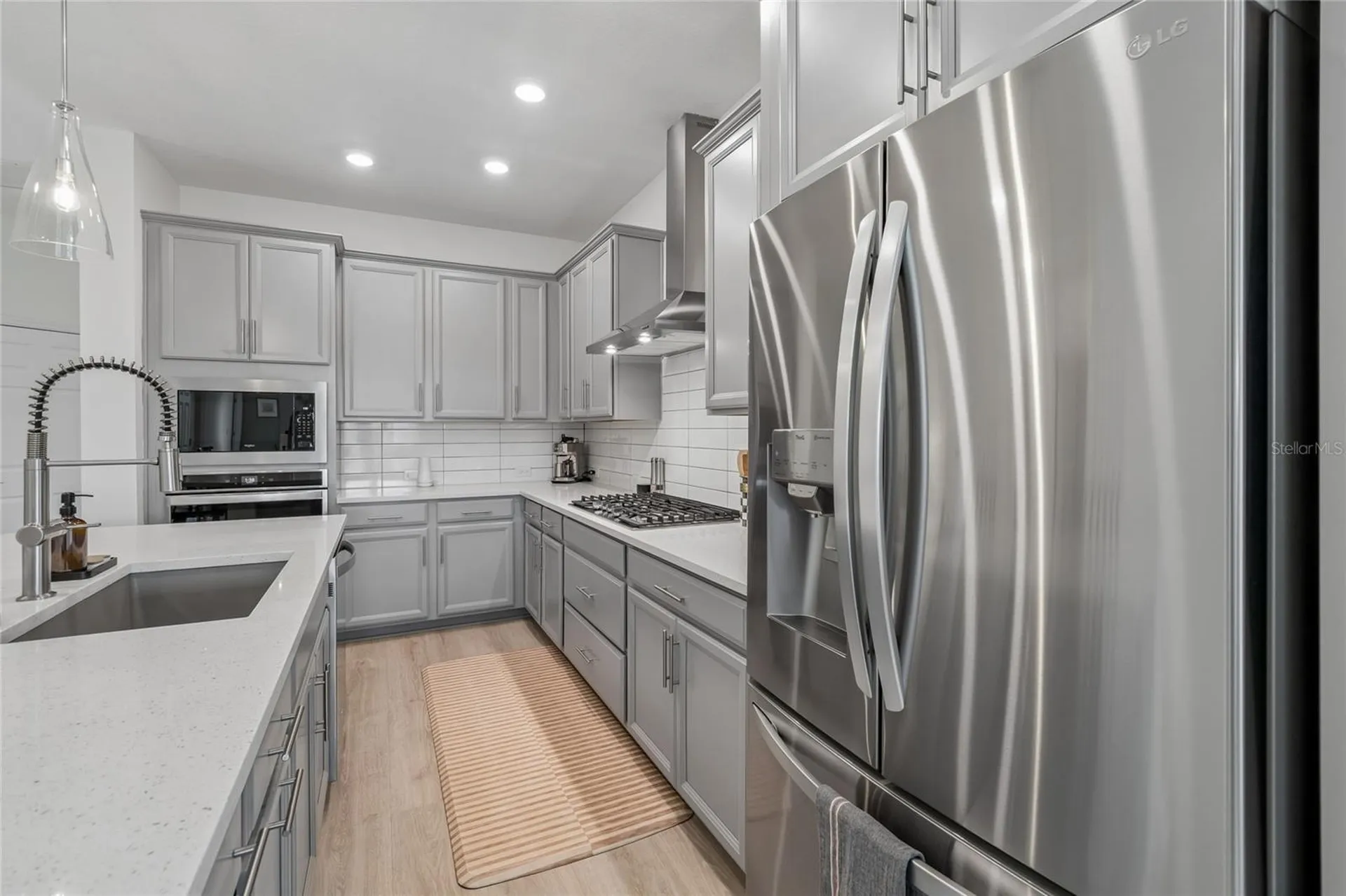 5722 Silver Sun Drive Apollo Beach FL 33572