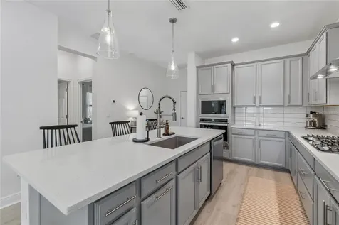 5722 Silver Sun Drive Apollo Beach FL 33572
