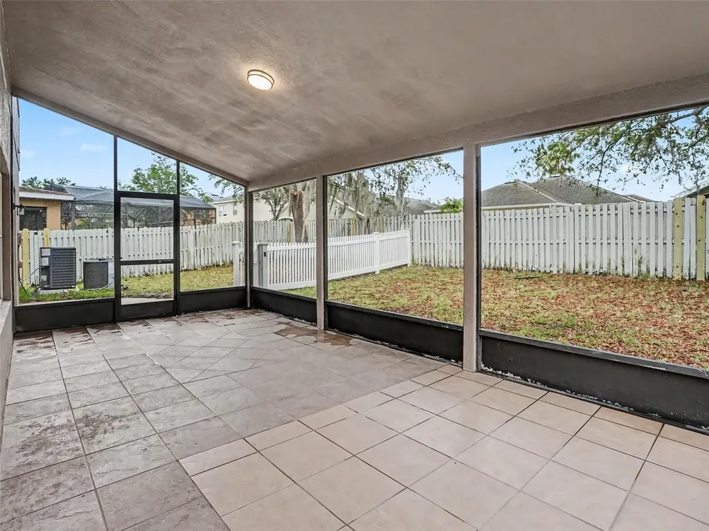 8857 Palisades Beach Avenue Orlando FL 32829