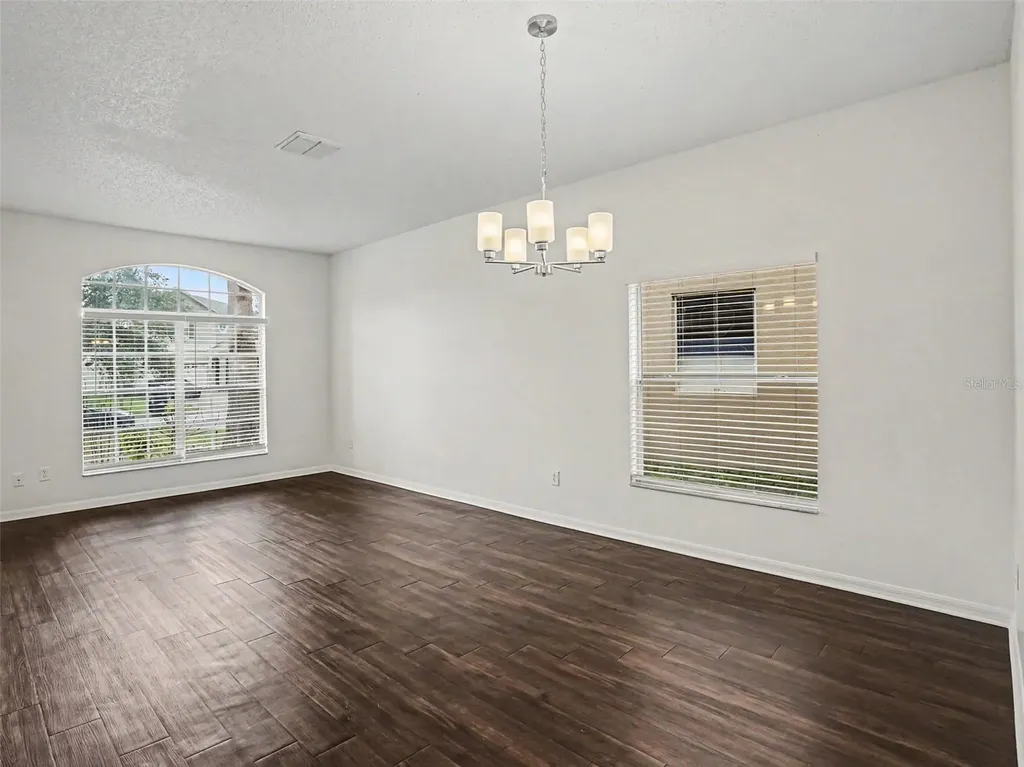 8857 Palisades Beach Avenue Orlando FL 32829