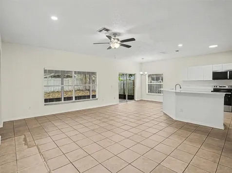 8857 Palisades Beach Avenue Orlando FL 32829