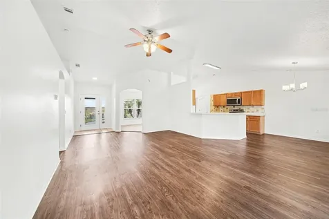 10423 Lake Hasson Circle Clermont FL 34711
