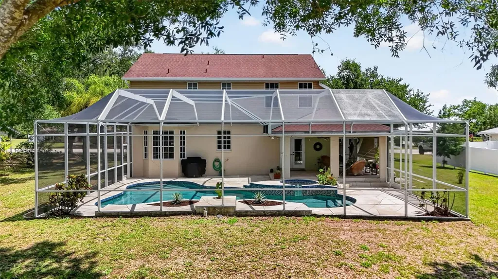 13614 2nd Avenue NE Bradenton FL 34212