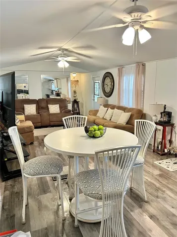 111 Ashville Street Apopka FL 32712