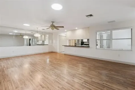 2993 Poplar Avenue Leesburg FL 34748