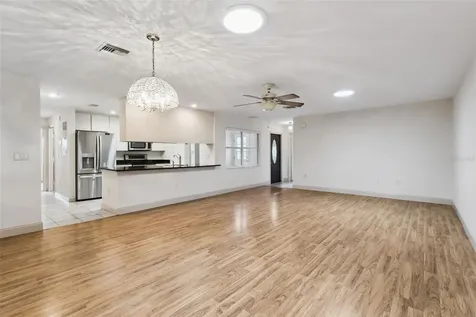 2993 Poplar Avenue Leesburg FL 34748