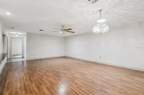2993 Poplar Avenue Leesburg FL 34748