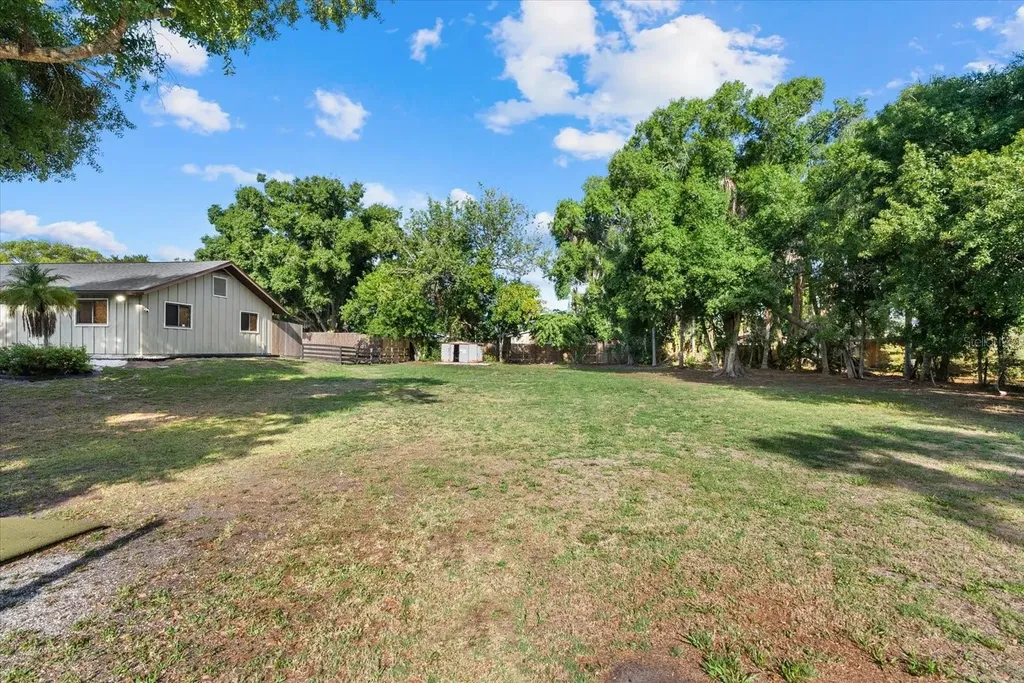 Lot 8 & 9 Nutmeg Avenue Sarasota FL 34231