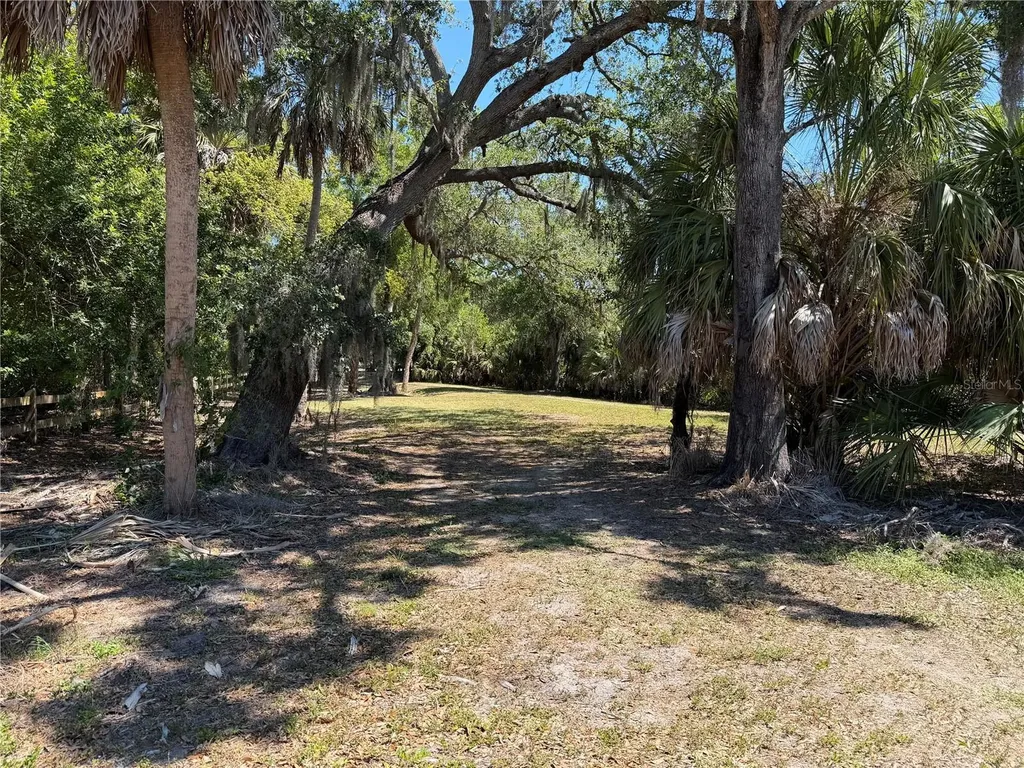 Lot 8 & 9 Nutmeg Avenue Sarasota FL 34231