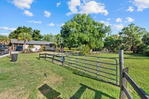 Lot 8 & 9 Nutmeg Avenue Sarasota FL 34231