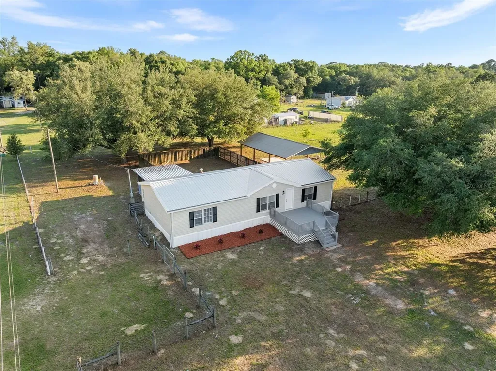 11330 NE 84th Court Bronson FL 32621