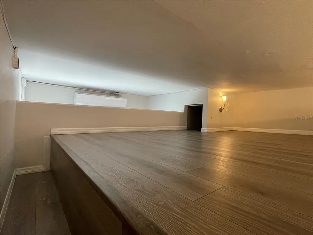 2305 W Texas Avenue Tampa FL 33629
