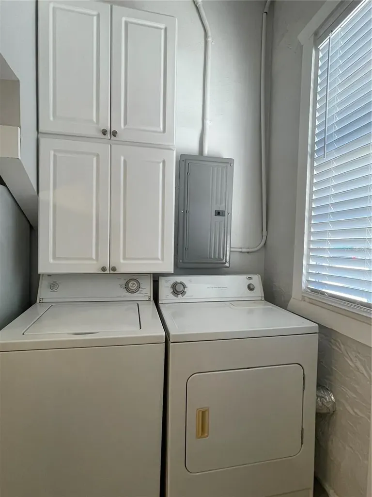 2305 W Texas Avenue Tampa FL 33629