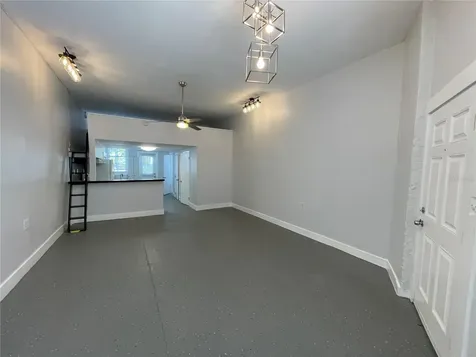 2305 W Texas Avenue Tampa FL 33629