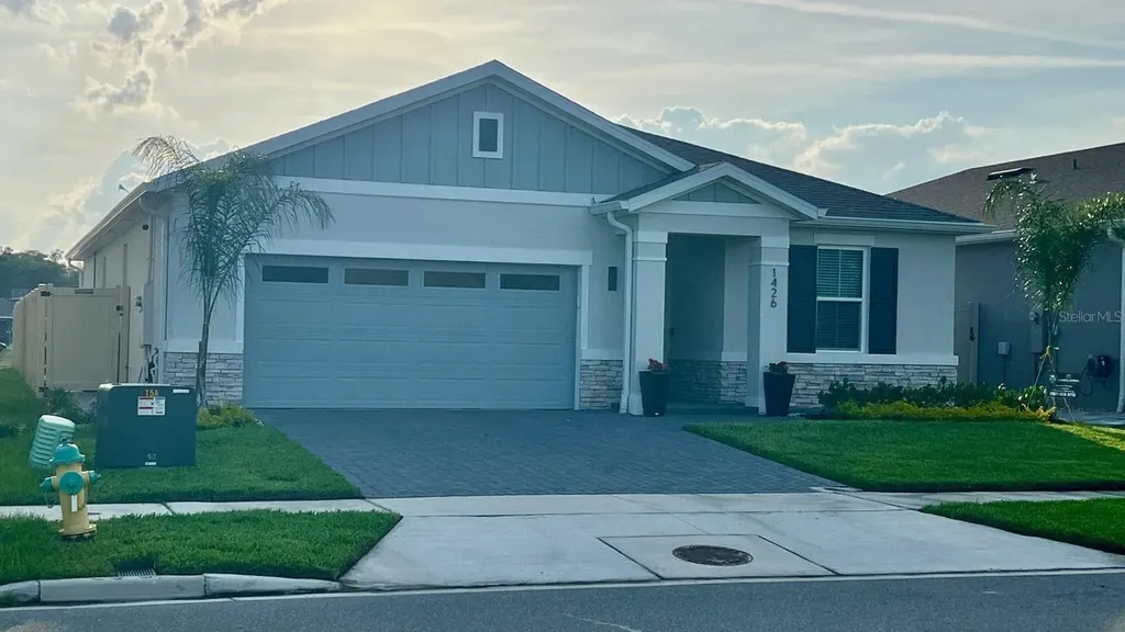 1426 Axel Graeson Avenue Kissimmee FL 34744